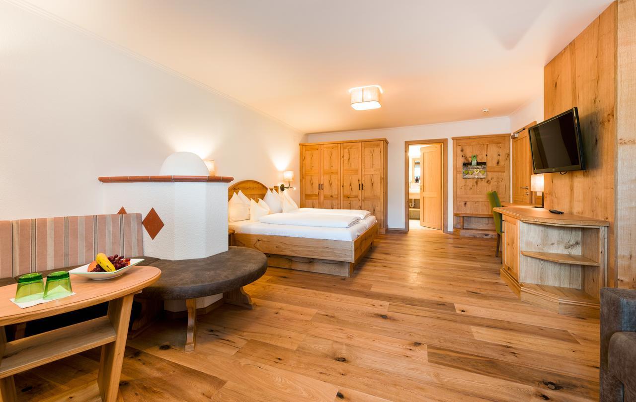 Wellness&Sporthotel Alpenhof Ehrwald Exterior foto